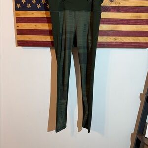 Under Armour Full Length Olive Green Leggings Size L